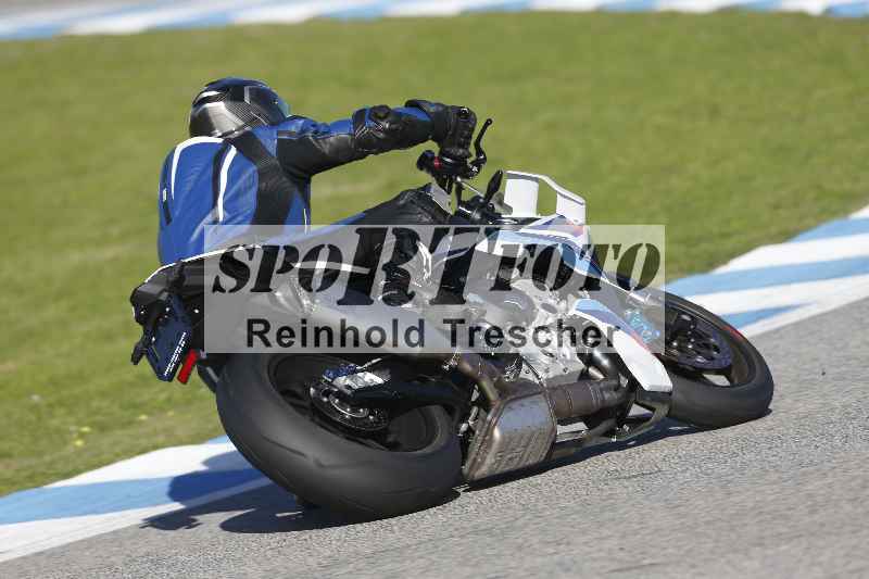/Archiv-2025/02 28.-31.01.2025 Moto Center Thun Jerez/rot-red/3